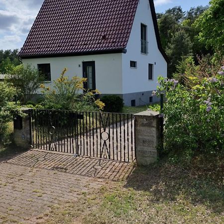 Grosszerlang Mecklenburgische Seenplatte - Fh Mit Optionalem Steg Und Ruderboot מראה חיצוני תמונה
