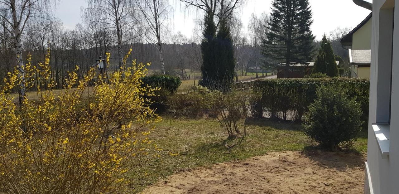 Grosszerlang Mecklenburgische Seenplatte - Fh Mit Optionalem Steg Und Ruderboot מראה חיצוני תמונה